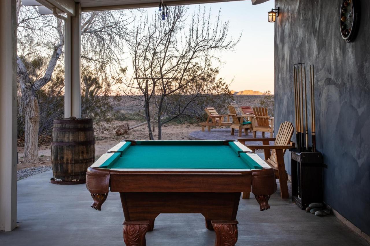 Wind Hill Hotel Yucca Valley Exterior foto